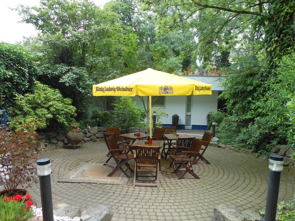 Garden Bilk Hafen Hotel Düsseldorf Buitenkant foto